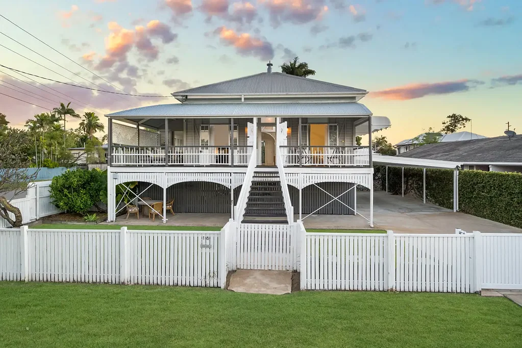 18 Philp Street, Hermit Park, QLD 4812