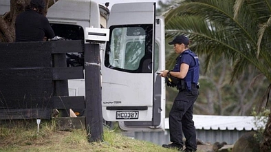 出大事儿了？奥克兰西区惊现大批武装警察，邻居惊闻爆炸声！