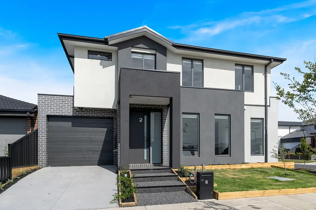 2 Taloumbi Crescent, Greenvale, VIC 3059
