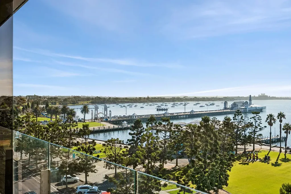 Geelong 3房  Waterfront jewel – Edgewater