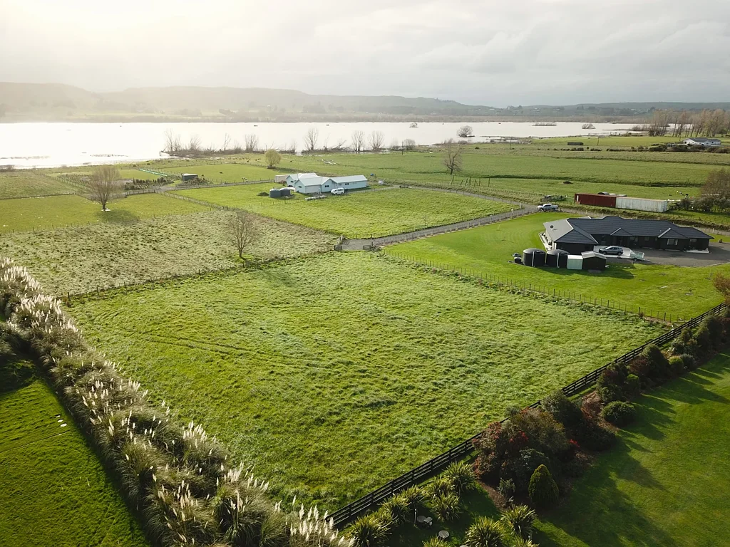 Waipukurau and Surrounds Premium Section with Lake Views
