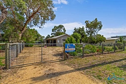 19 Caldwell Street, Loch Sport