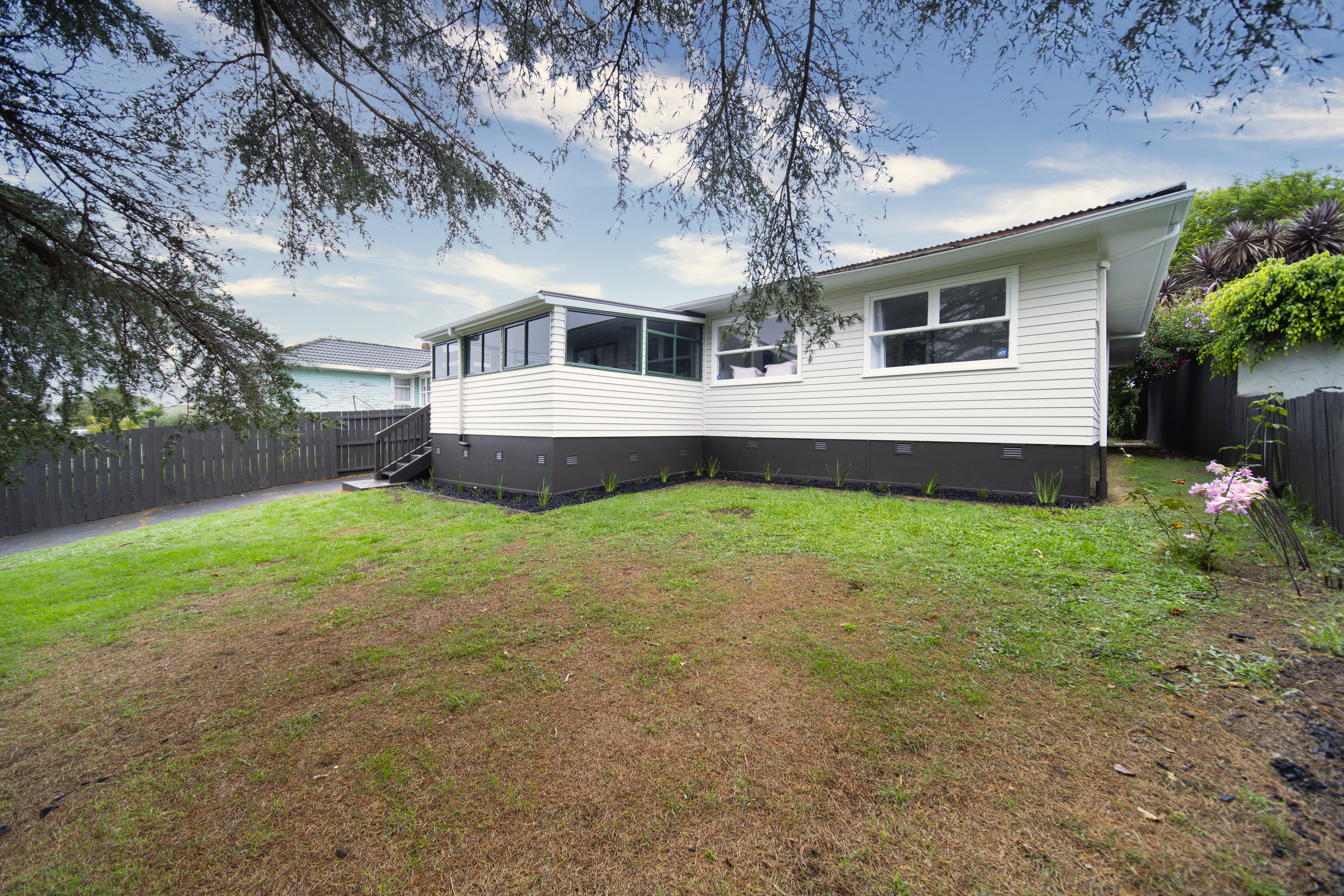 21 Plumley Crescent, Mangere, Auckland - Manukau, 5部屋, 0バスルーム, House