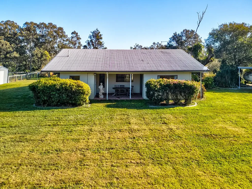 Vernor HORSE HAVEN - 10 Acres on the Brisbane River!