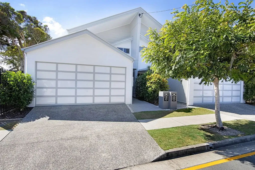Palm Beach 4房  Auction On Site, Friday 3 July 10am