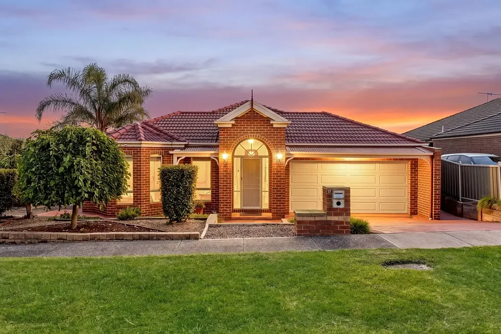 17 Norman Avenue, Sunbury, VIC 3429