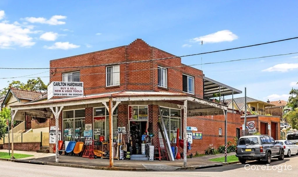 Carlton 2ਬੈੱਡਰੂਮ Combined Commercial & Residential Building Double Brick Enterprise No Strata! . Business Downstairs. Live upstairs.