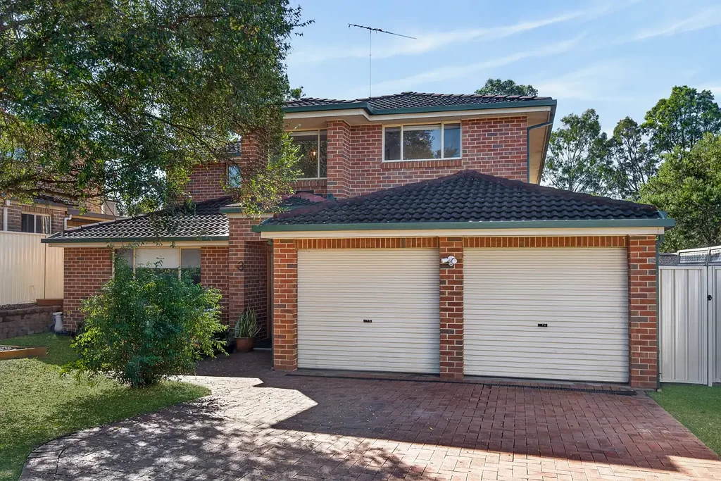 Kellyville Ridge 6房 经过精美翻修的家庭住宅，拥有成长空间 A Beautifully Renovated Family Home with Space to Grow