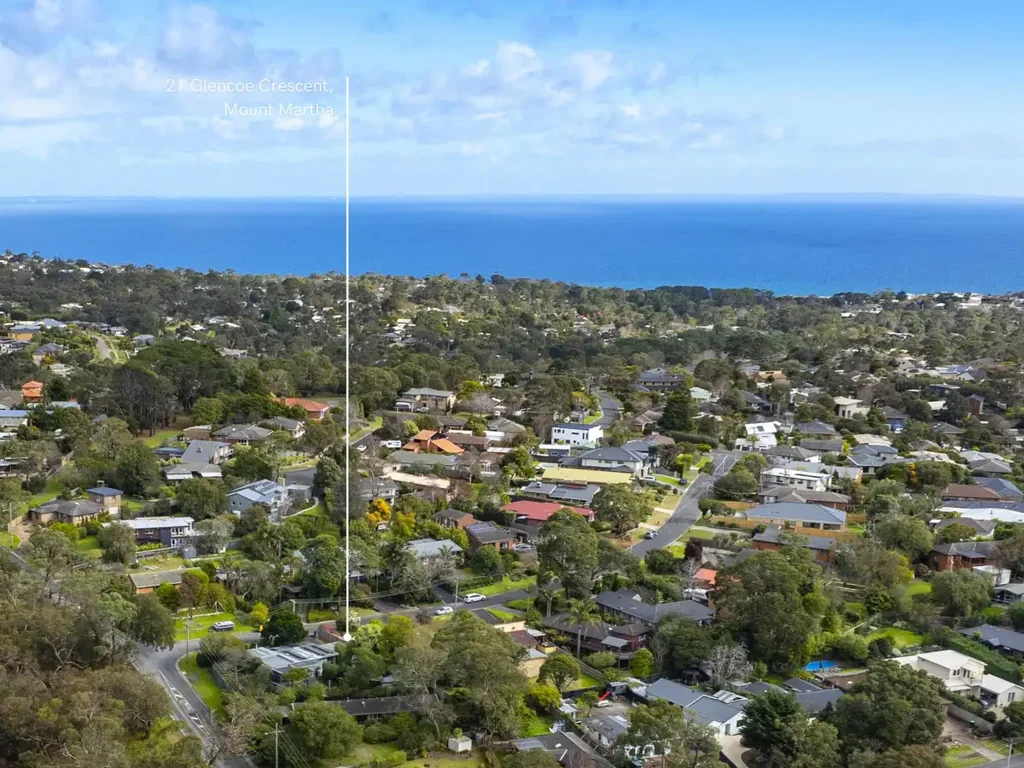 21 Glencoe Crescent, Mount Martha, VIC 3934