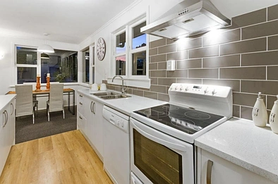 4 bedrooms cozy home at Forrest Hill