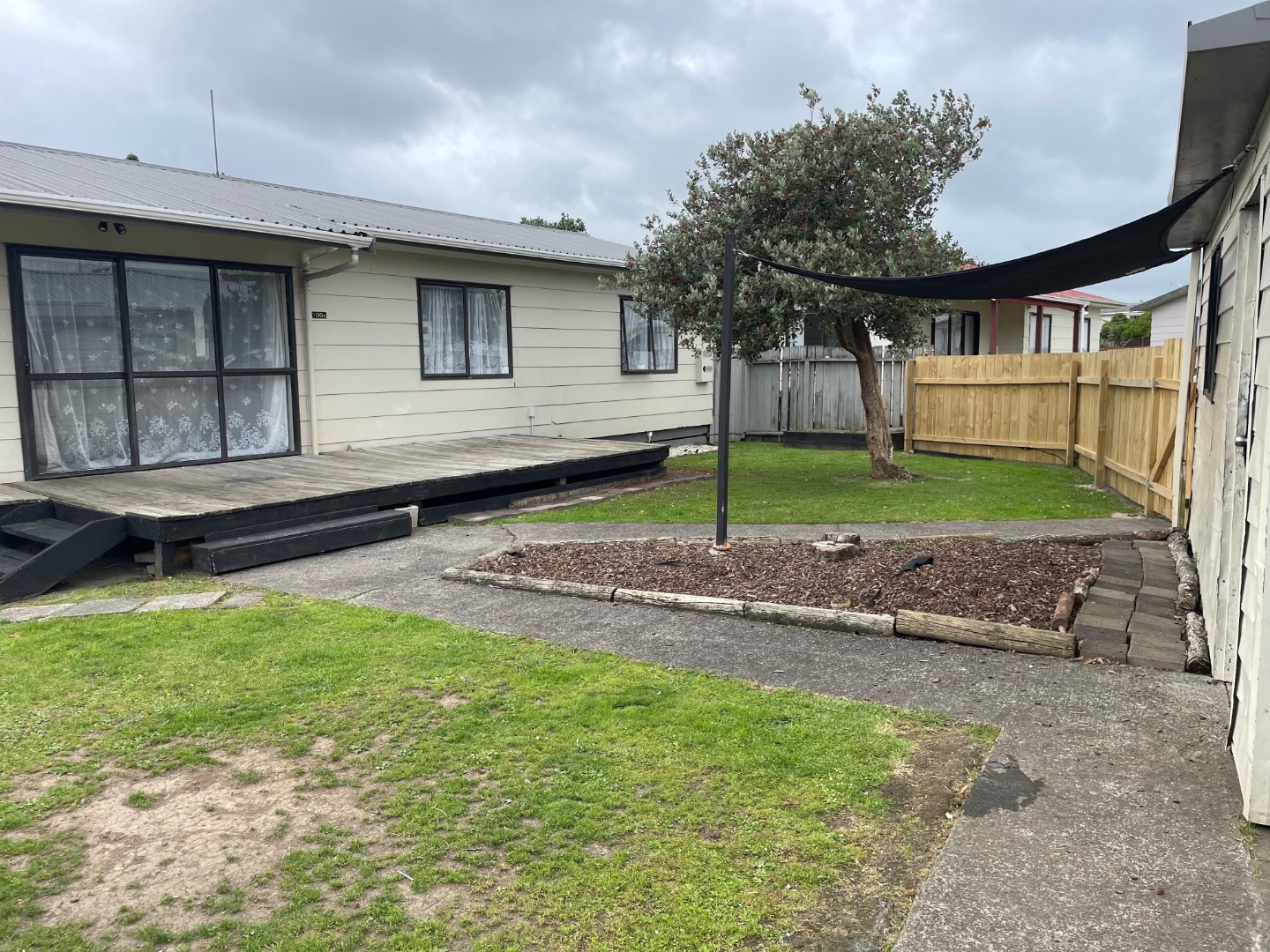 1/100 Shifnal Drive, Randwick Park, Auckland - Manukau, 3 कमरे, 1 बाथरूम, House