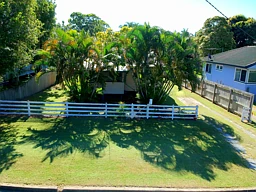 13 Sampson St, Deception Bay