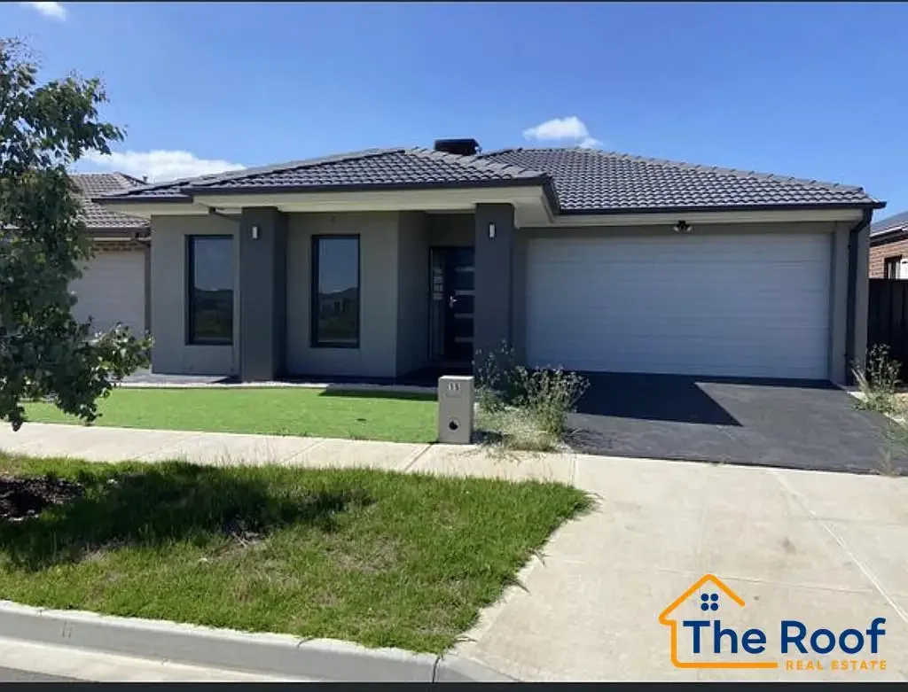 !! Beautiful Family House  for Rent near Wimba Primary School Tarneit!!