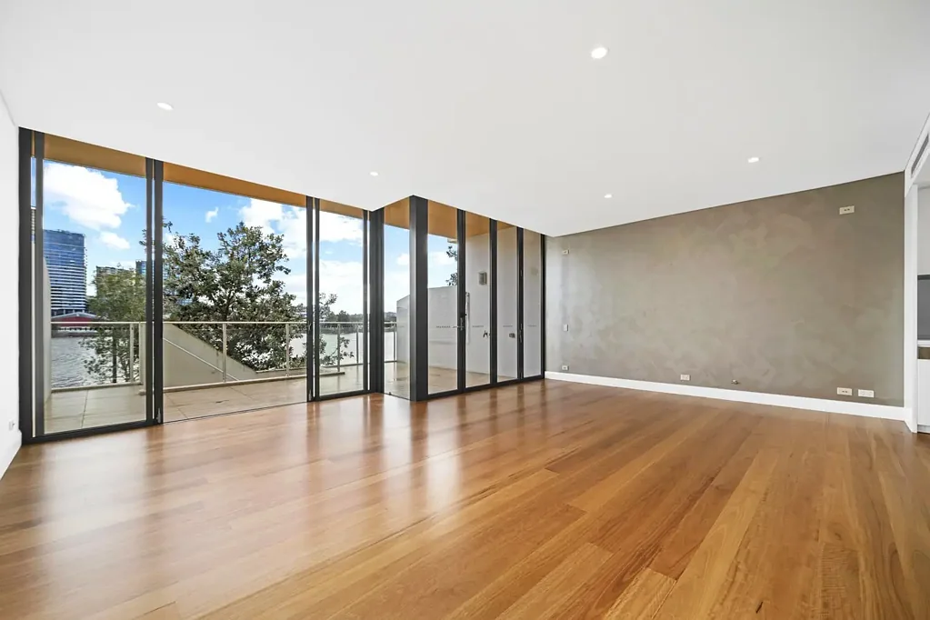 Stunning waterfront townhouse | Dual level living enjoying uninterrupted water views | Rarely offered