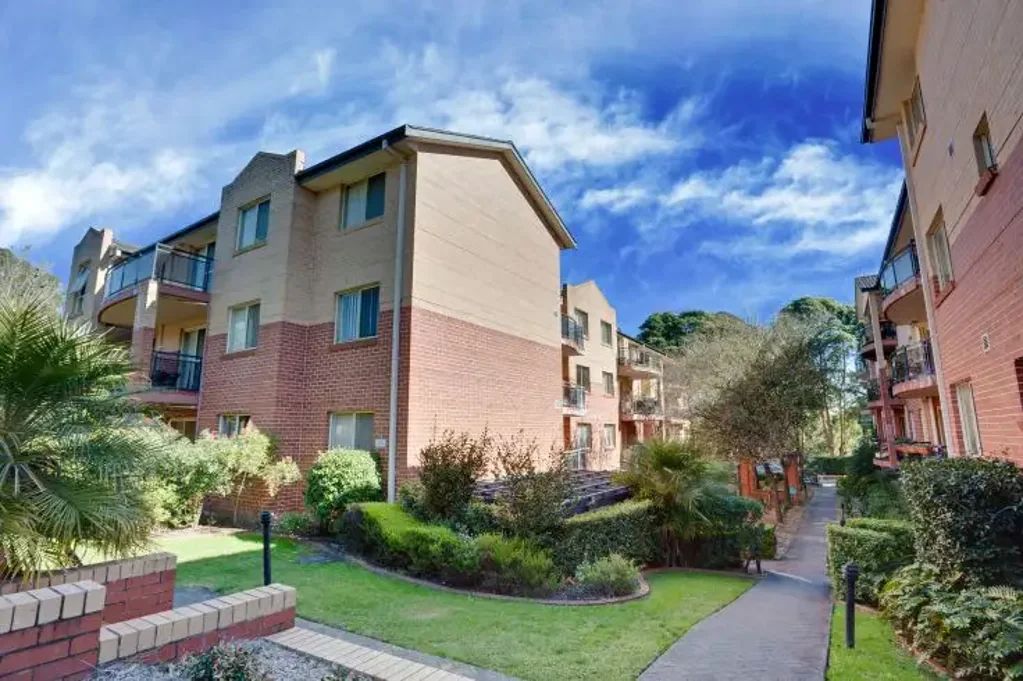Pennant Hills 2Kwarto Invest or Reside