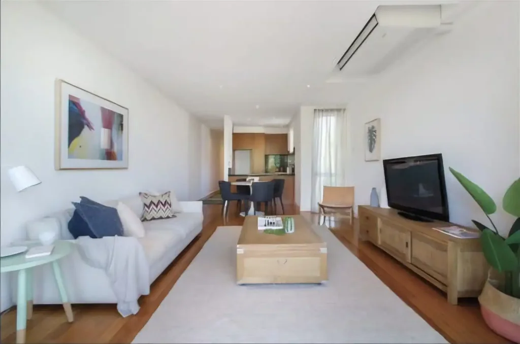 Stylish Apartment Rare Double Secure Parking Sunset Views