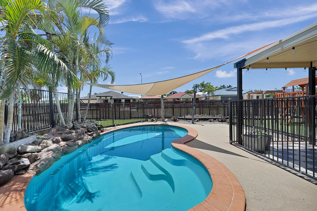 18 Dustwill Street, Eimeo, QLD 4740