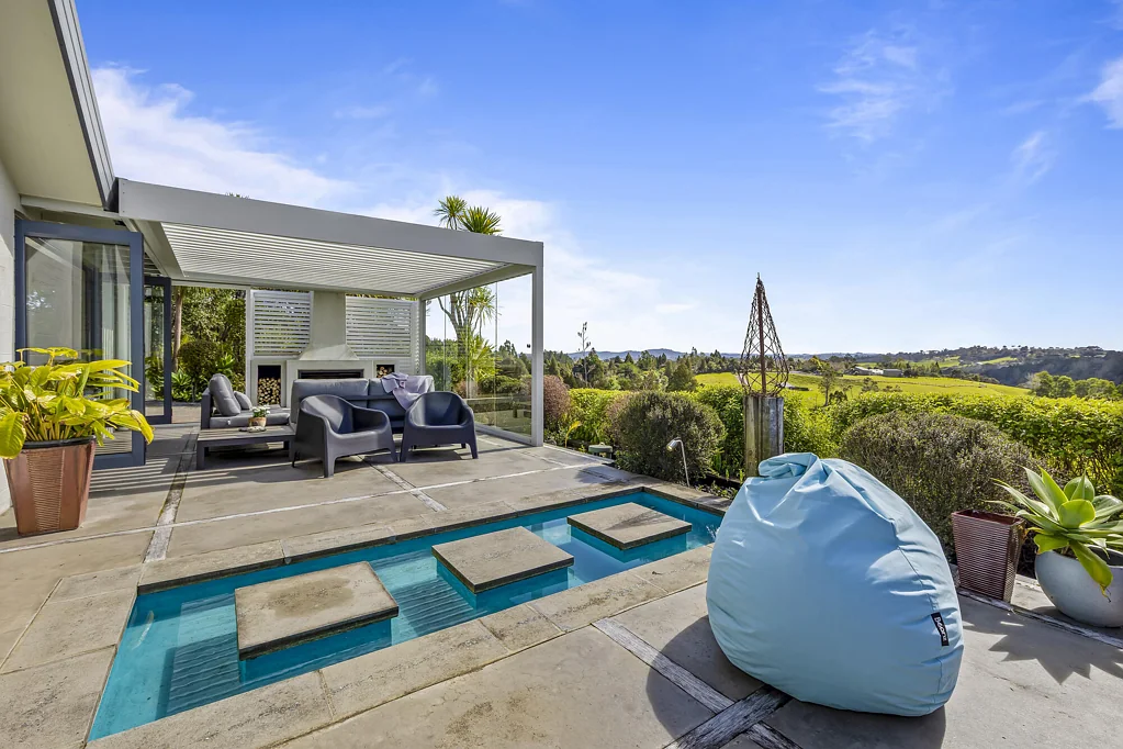 Dairy Flat 4房  Elevated Lifestyle Living - Dairy Flat