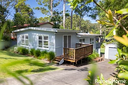 88 Ross Avenue, Narrawallee