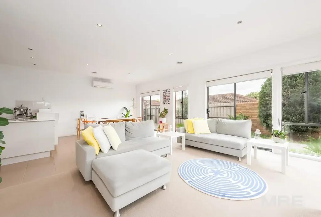 Low maintenance living on the Thornbury border