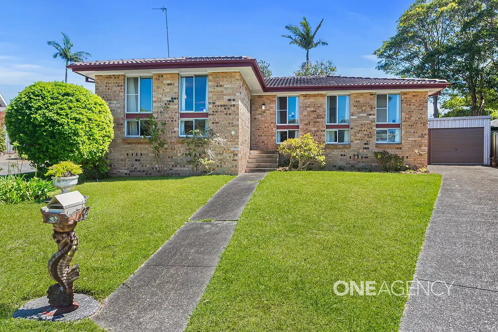 COMFORTABLE FAMILY LIVING IN A PRIME BARRACK HEIGHTS LOCATION