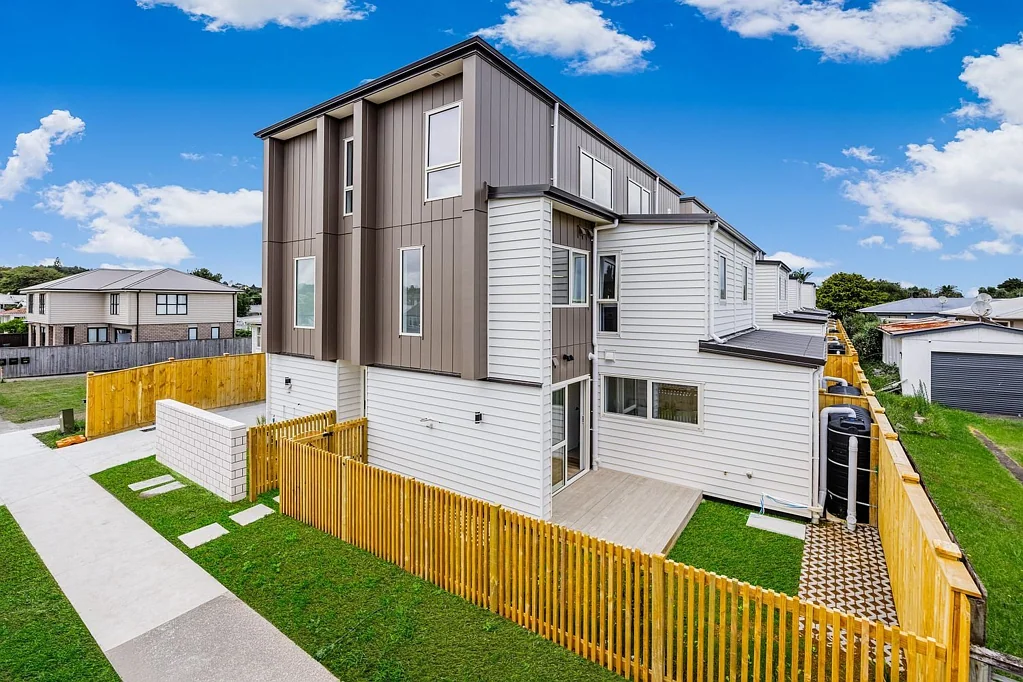 Brand New Flexible Living in the Heart of Manurewa