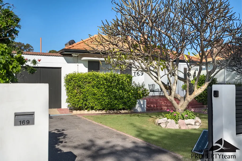 Geraldton 3ਬੈੱਡਰੂਮ Art Deco Charm Meets Modern Comfort