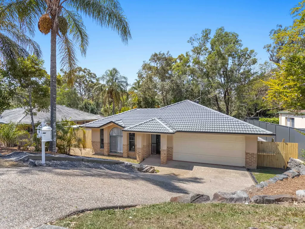 Oxenford 3房  SOLD BY ALEX DAY! ANOTHER SUCCESS