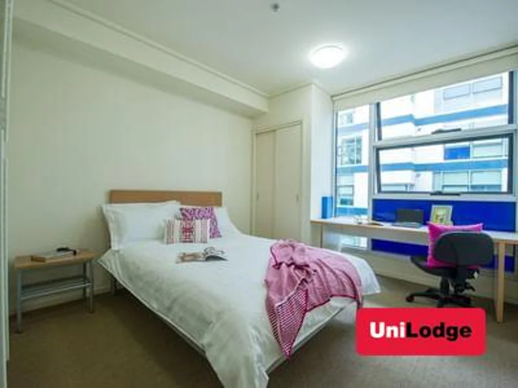 Carlton 1房  Massive 54sqm for $199-218,000!