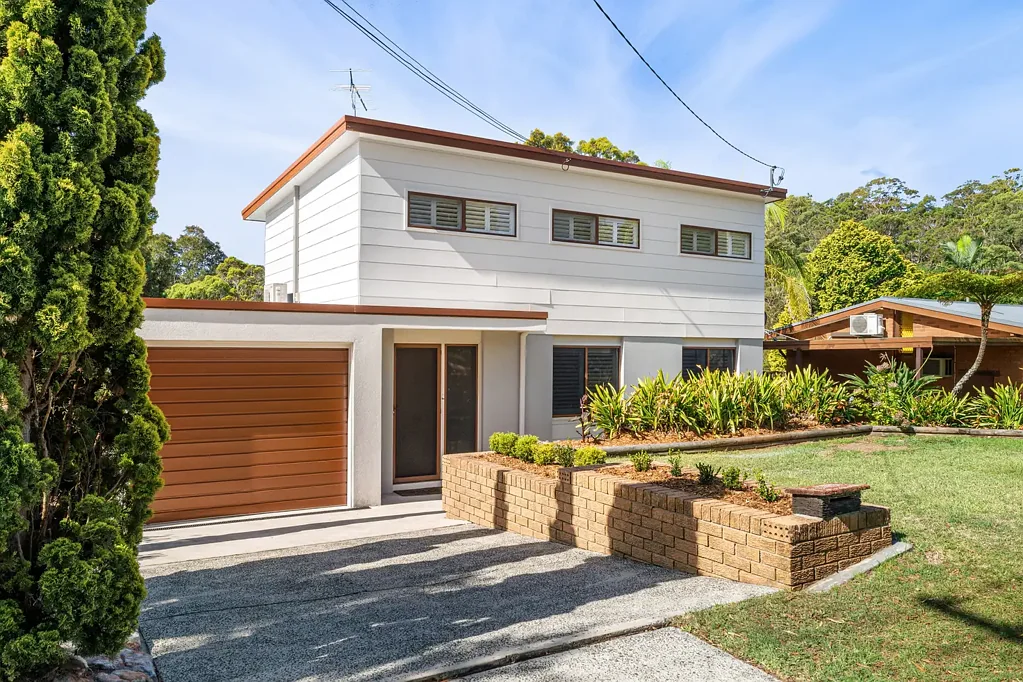 1 Cassandra Crescent, Heathcote, NSW 2233
