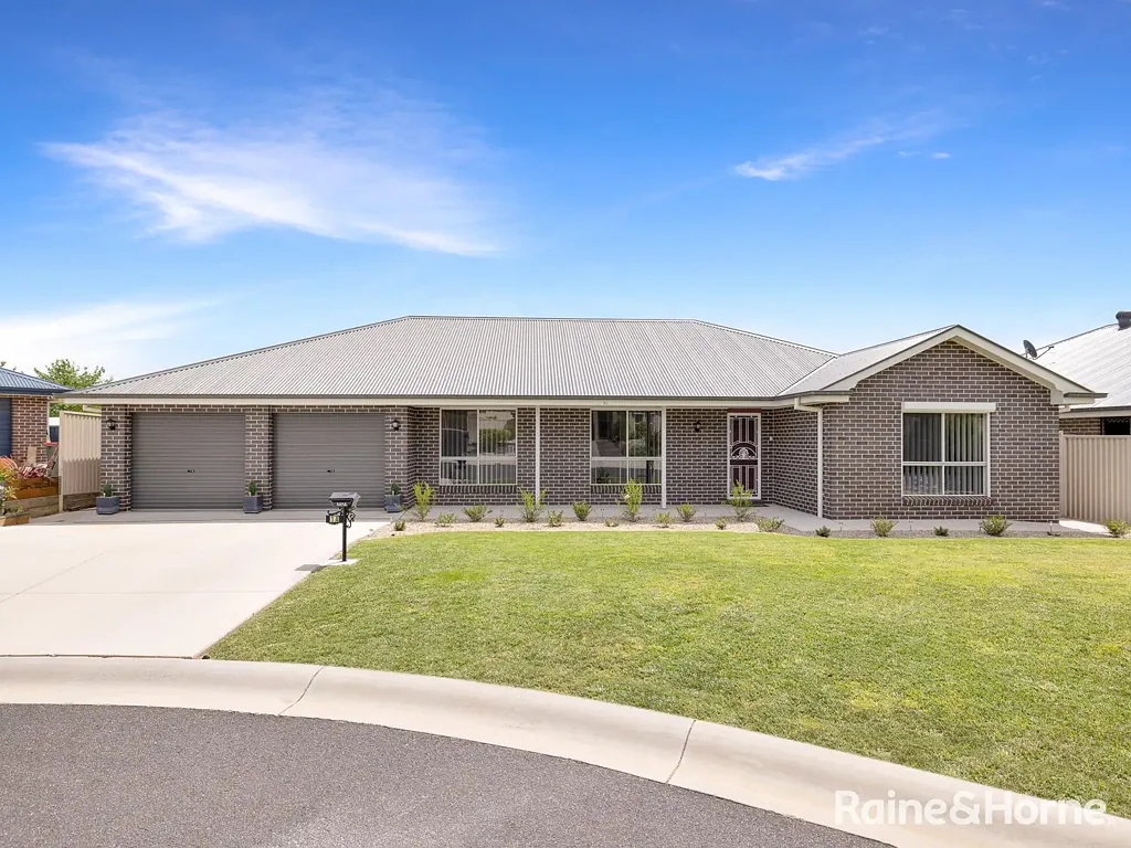 1A O'Farrell Place, Kelso, NSW 2795
