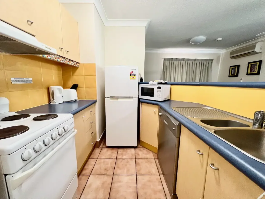 Broadbeach 1कमरा Central Broadbeach - Bright Sunny Apartment