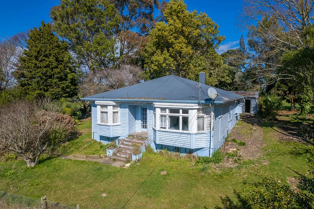 Te Awamutu 3ਬੈੱਡਰੂਮ Te Kawa vintage - rework or rebuild