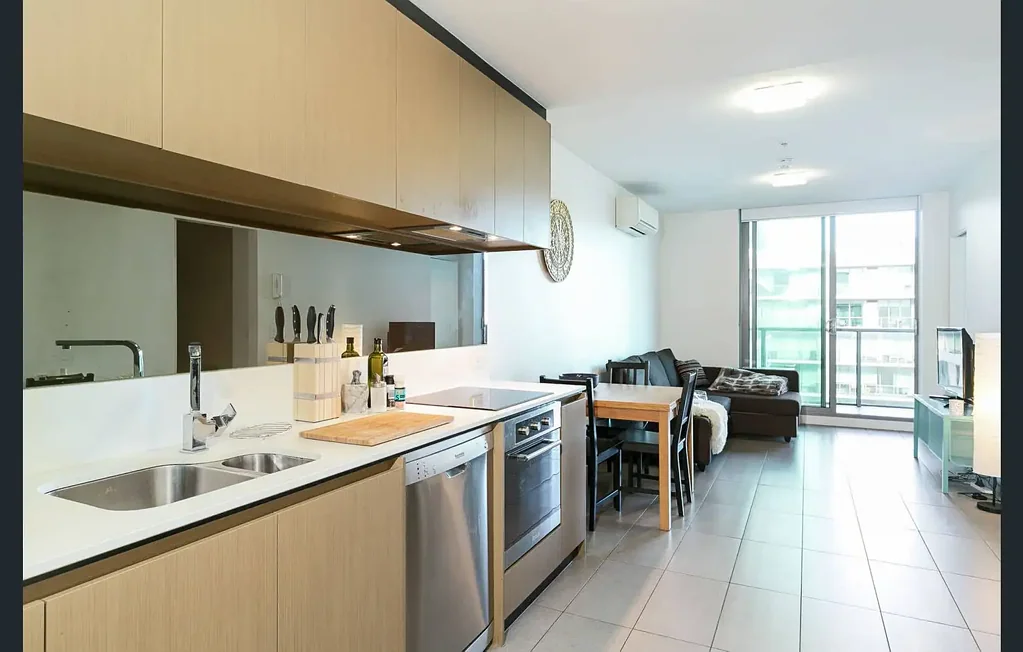 Modern Comfortable Abode In An Incredible Location