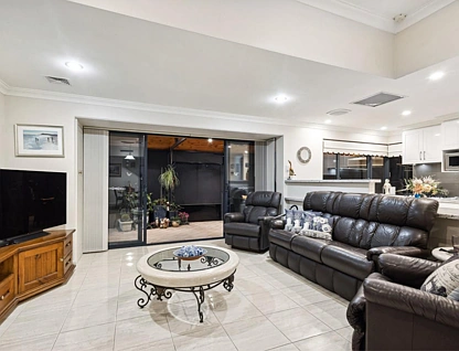 37 Camelot Street, Carine, WA 6020, 4 ਕਮਰੇ, 3 ਬਾਥਰੂਮ, House