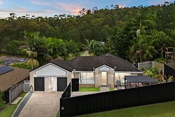 12 Malekula Rise, Pacific Pines