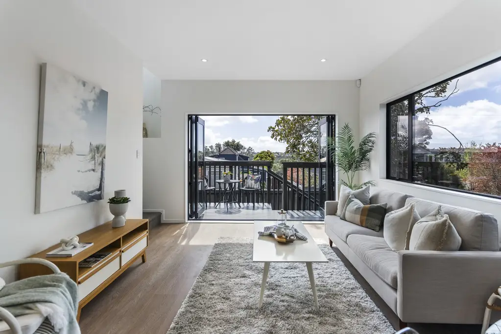 Birkdale 4침실 Brand New & Freehold! - Asking Price $995,000