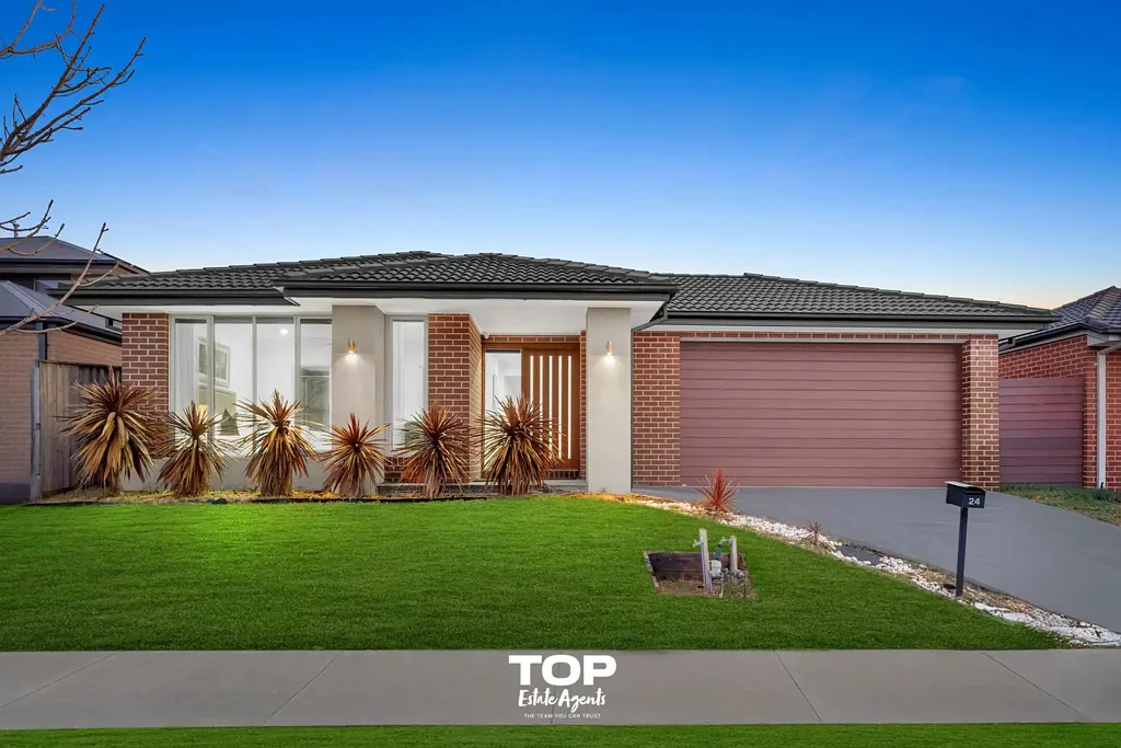 24 Clydevale Avenue, Clyde North, VIC 3978
