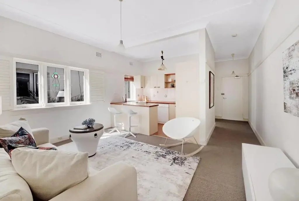 Beach Pad In Prized Bondi Location