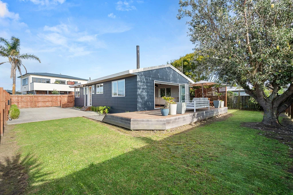 Papamoa 3 Slaapkamer Home, Holiday Base or Income Earner