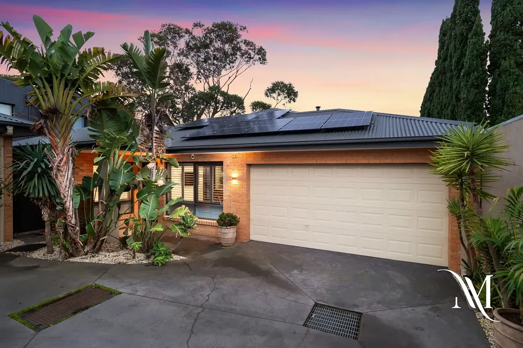 Aspendale 3房 时尚生活绿洲 – 距海滩仅数步之遥 EXPRESSION OF INTEREST CLOSING 29/09 (unless sold prior) | Stylish Lifestyle Oasis – Steps from the Beach