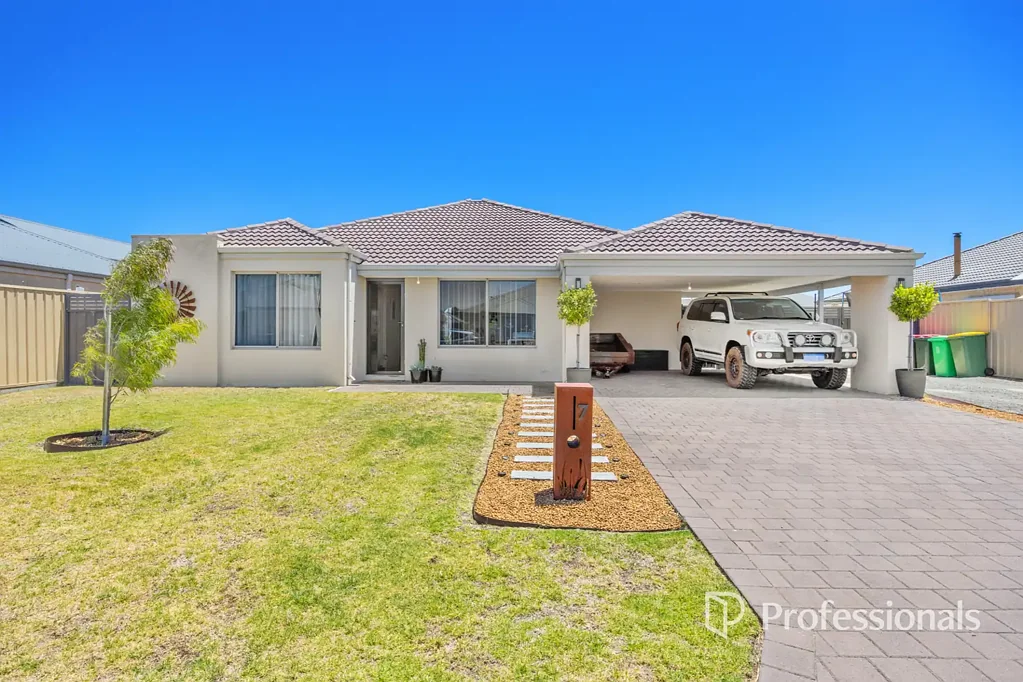 7 Watchem Road, Australind, WA 6233