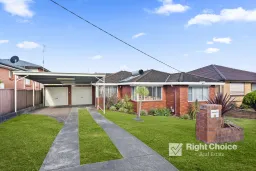 23 Gipps Crescent, Barrack Heights