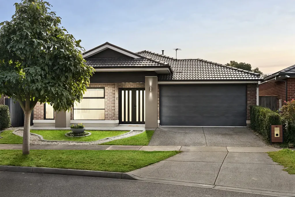 Doreen 4房  Contemporary Family Excellence in Prestigious Ivy Estate