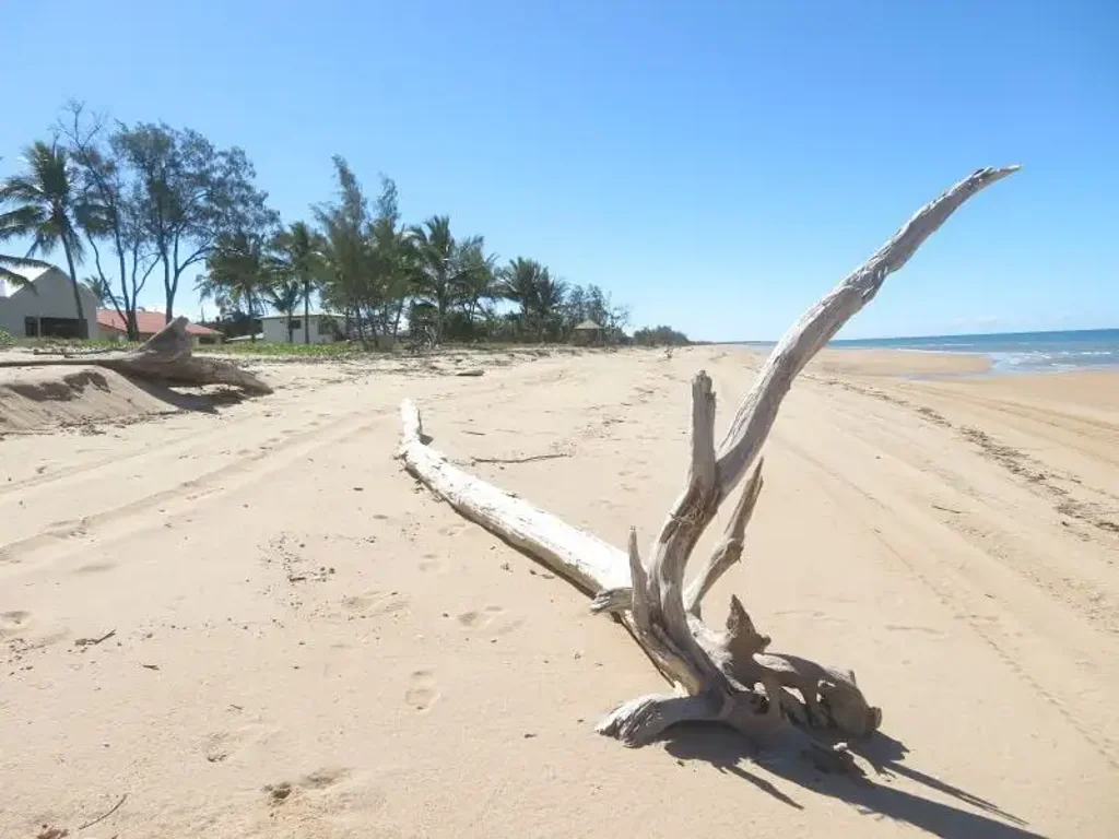 Forrest Beach 3Kwarto Ahhhh – wriggle your toes in the sand – it truly doesn’t get better than this...