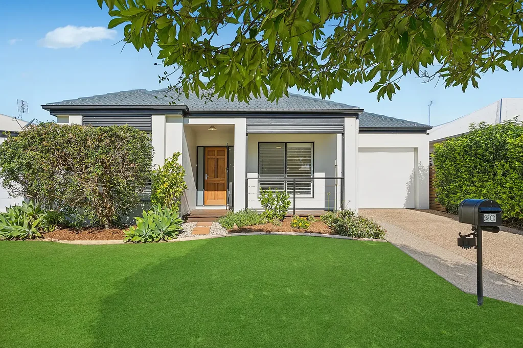 20 St Lucia Crescent, Parrearra, QLD 4575