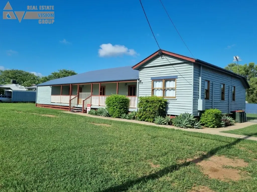 16-18 Sandalwood St, Blackwater, QLD 4717