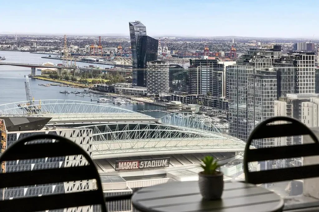Melbourne 2ਬੈੱਡਰੂਮ Freshly Upgraded with Uninterrupted Harbour Water & Stadium Views