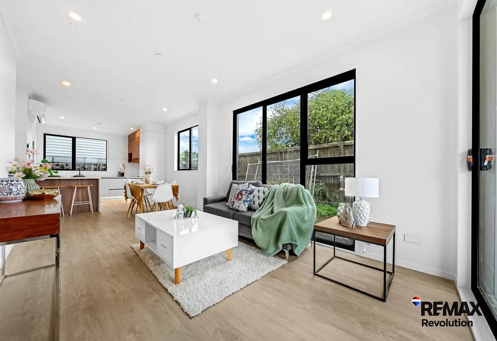 Manurewa 3બેડરૂમ Brand-New 3-Bed Home with Garage