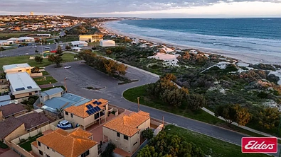 Mahomets Flats 3chambre Beachfront Living Without the Strata Fees!